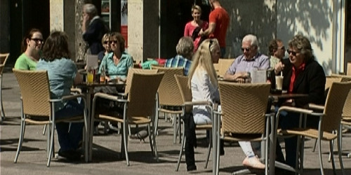 Menschen in einem Cafe
