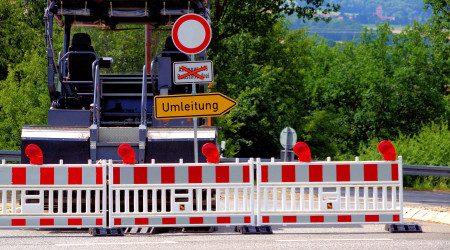 Stra&szlig;ensperrung (Quelle: Pixabay)
